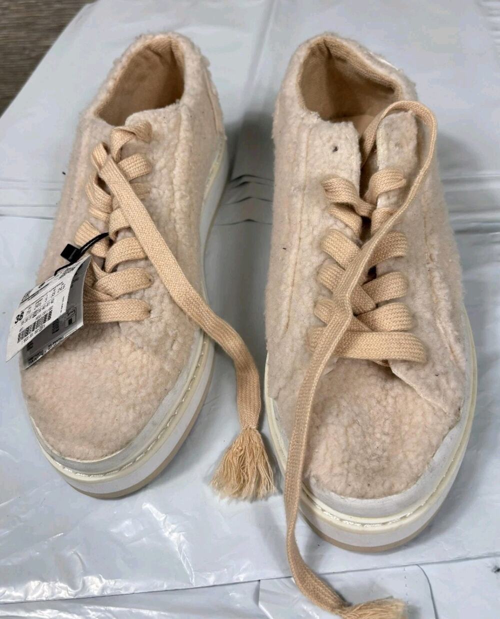 Zara Woman Sherpa Platform Lace Up Sneakers EU 38 US 7.5 Blush Pink Lace Up Shoe